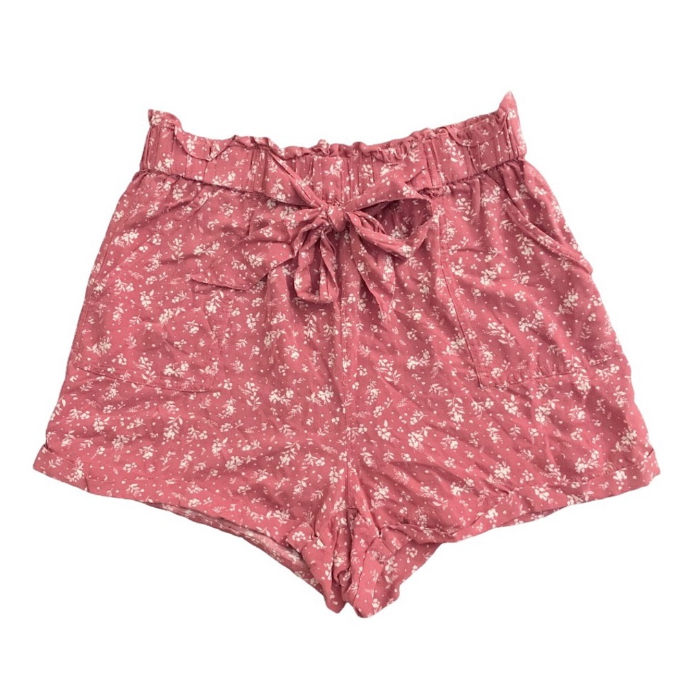 ❌SOLD❌ SO Super High Rise Soft Shortie Flowy Pink Shorts Floral Pattern Sz Med - Picture 1 of 8